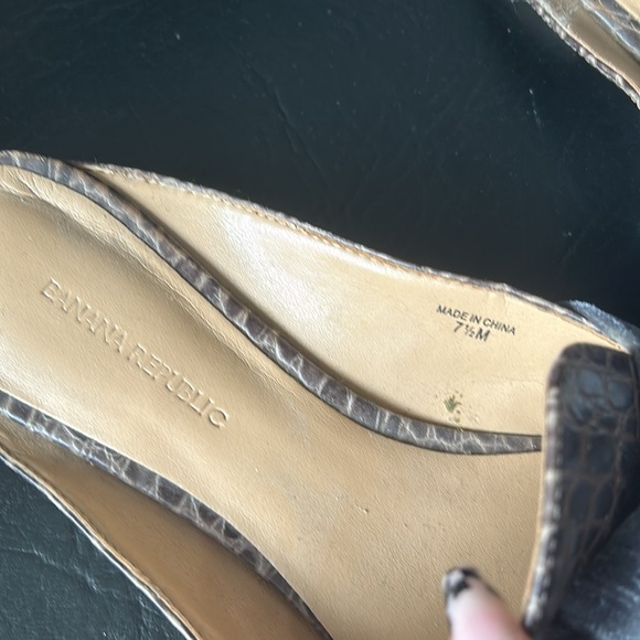 Banana republic bow crocodile mules - Picture 2 of 4